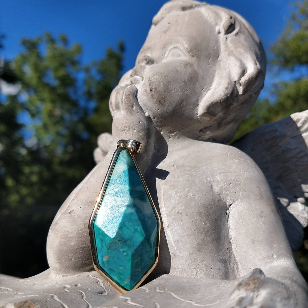 Turquoise Howlite Pendant - Picture 5 of 5